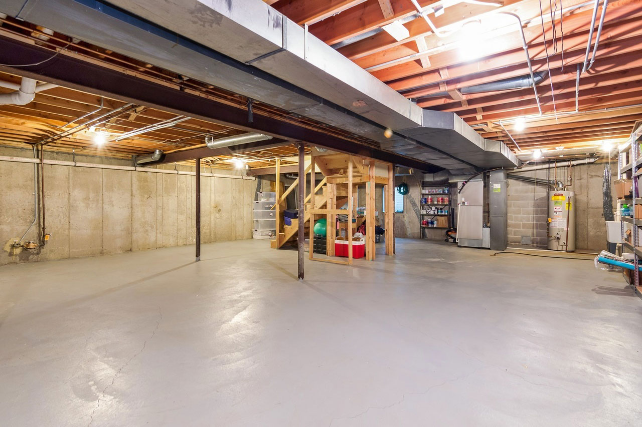Basement in a Rolling Meadows home before remodeling